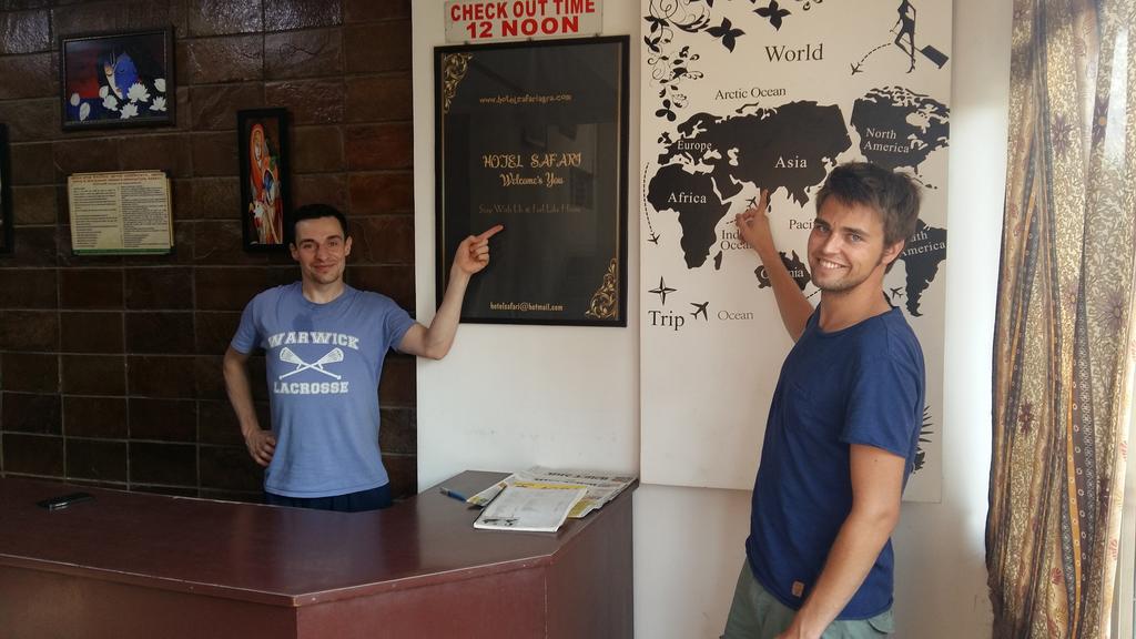 Hotel Safari Agra  Eksteriør bilde