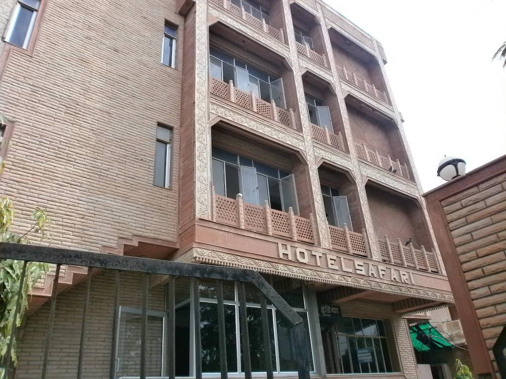 Hotel Safari Agra  Eksteriør bilde
