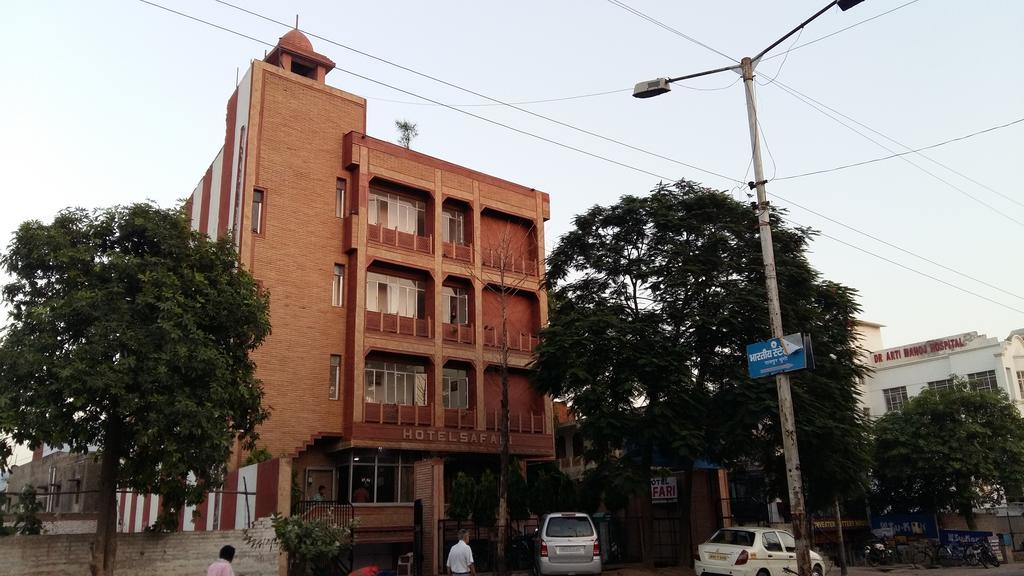 Hotel Safari Agra  Eksteriør bilde