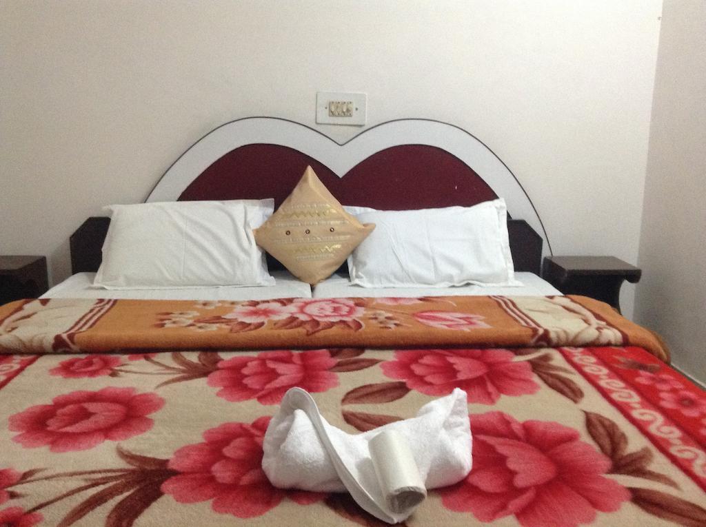 Hotel Safari Agra  Eksteriør bilde
